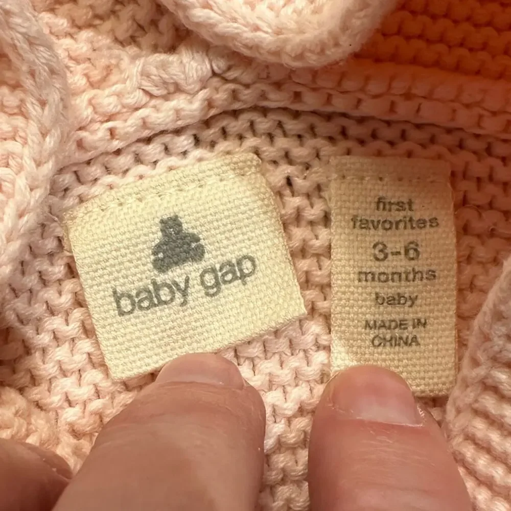 Baby Gap Pink Milkshake Teddy Bear Sweater in Cotton a size infant 3-6 Months